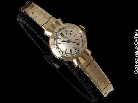 1962 Omega Vintage Ladies Sapphette Watch .